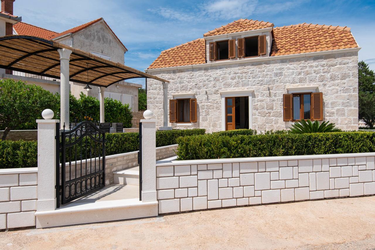 Villa Loviste Paradise Екстер'єр фото
