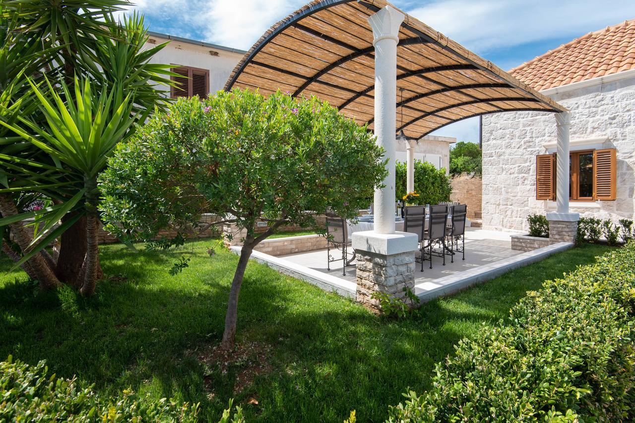 Villa Loviste Paradise Екстер'єр фото