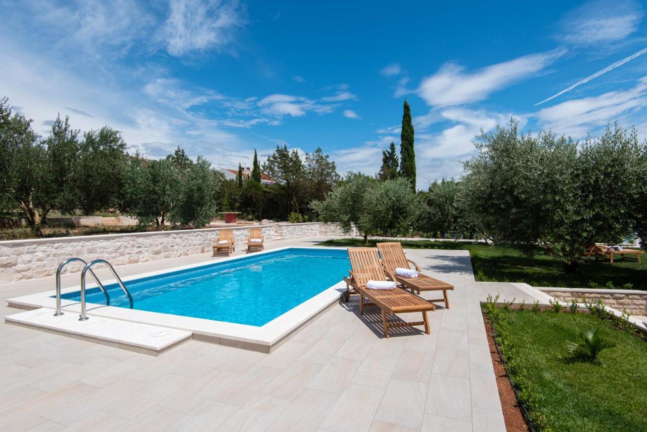 Villa Loviste Paradise Екстер'єр фото