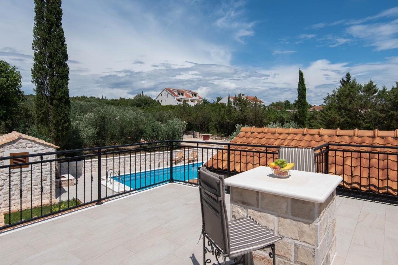Villa Loviste Paradise Екстер'єр фото